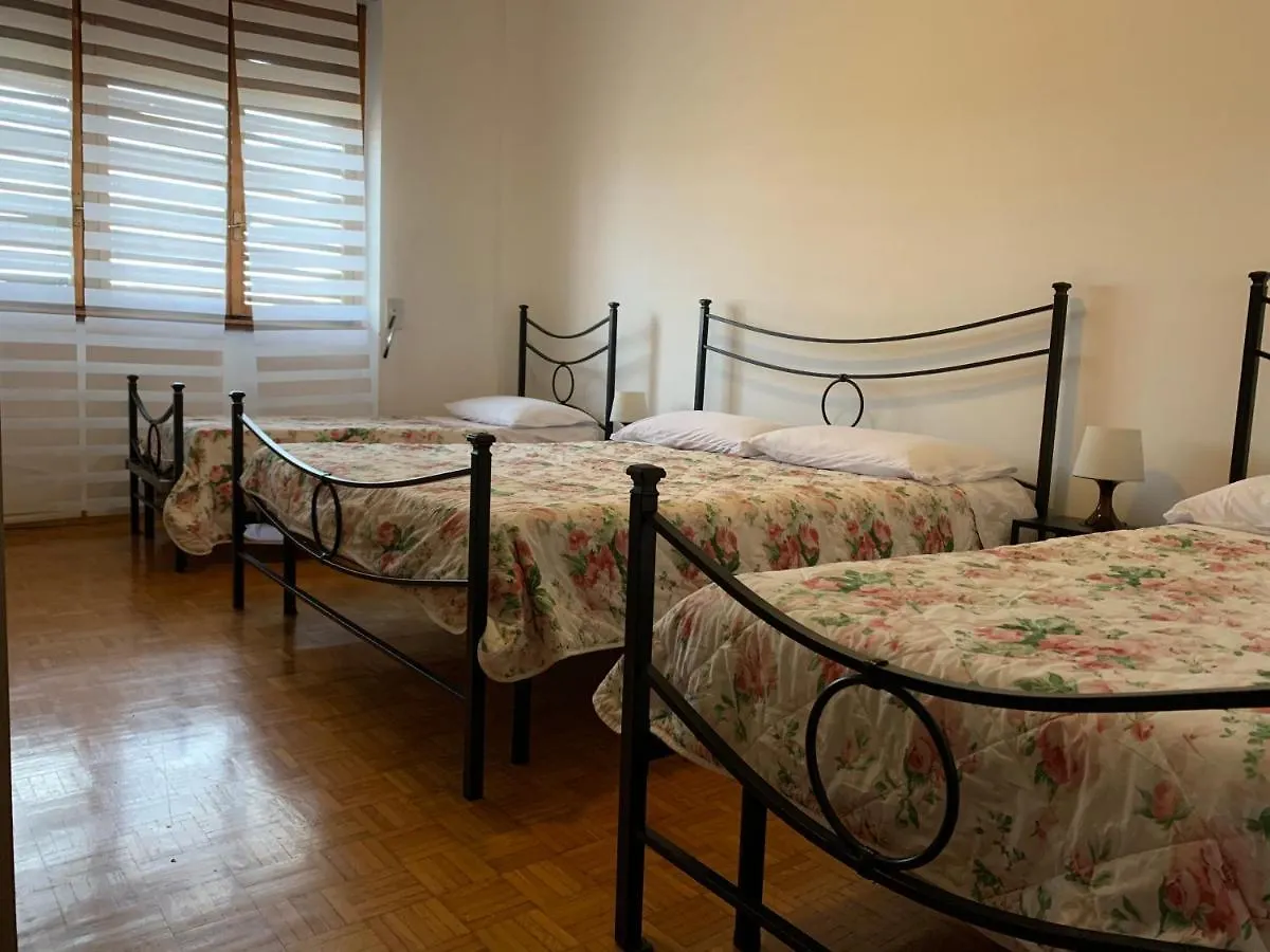 Apartment Appartamento Colosseo Sesto San Giovanni